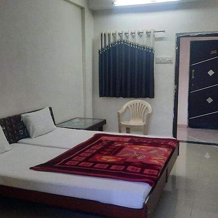 Hotel Rajtilak Guest House Vadali Exterior foto